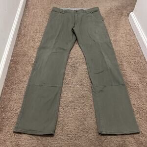 Kavu Men’s Size 34 Army Green Hiking Pants Chino